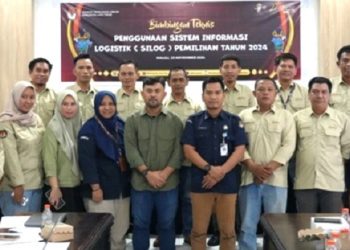 KPU Luwu Timur menggelar Bimtek Sistem Informasi Logistik (SILOG), Sabtu (23/11/2024), di Kantor KPU Luwu Timur.