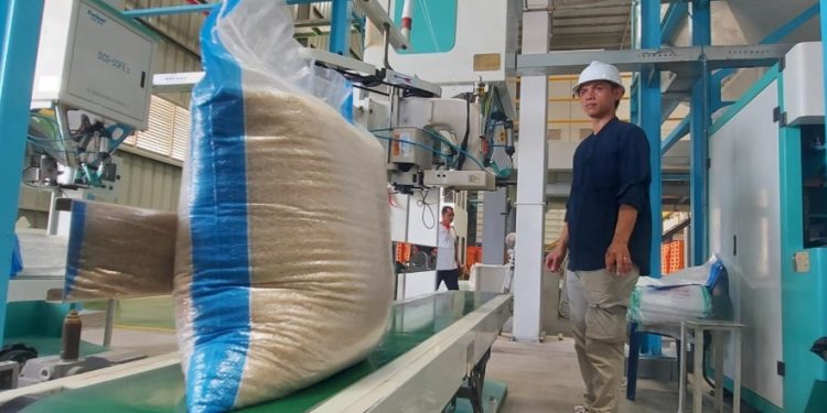 Ilustrasi pabrik penggilingan gabah modern. (Foto: Antara)