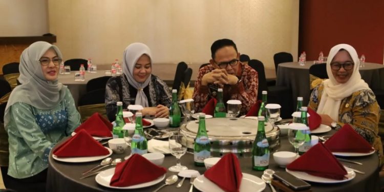 Wakil Bupati Luwu Timur, Puspawati Husler menghadiri Rakorda Pembentukan Koperasi Desa Merah Putih Provinsi Sulawesi Selatan.(Foto: Dinas Kominfo SP Luwu Timur)