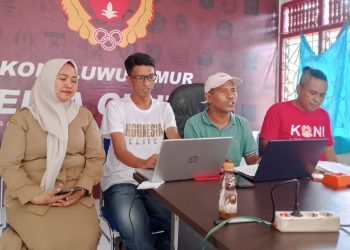 Tim Penjaringan dan Penyaringan (TPP) menggelar konferensi pers jelang Musorkablub, di sekretariat KONI Luwu Timur, Selasa 3 Juni 2025. (Foto: jaeja.id)