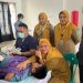 Wakil Ketua I DPRD Luwu Timur, Jihadin Peruge atau yang karib disapa Lau Jiha menghadiri khitanan massal yang digelar FMTB di Towuti, Selasa 1 Juli 2025.