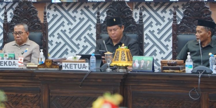 Rapat Paripurna DPRD Luwu Timur bahas pertanggungjawaban APBD 2024, Selasa 16 Juli 2025.