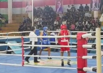 Petinju asal Luwu Timur meraih kemenangan pada penampilan perdananya pada Kejurprov Tinju Amatir 2025 di Rantepao, Toraja Utara, Jumat 1 Agustus 2025. (Foto: IST)