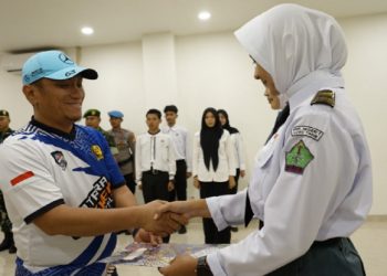 Bupati Luwu Timur, Irwan Bachri Syam saat membuka pendidikan dan pelatihan Paskibraka tingkat Kab Lutim tahun 2025, di Aula Awana Wisma Trans Puncak Indah, Malili, Sabtu (02/08/2025). (Foto: Warta Lutim)