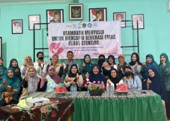 Penyuluh KB Kecamatan Nuha menggelar kelas edukasi di tiga desa yang berbeda, yakni Desa Sorowako, Nikkel dan Nuha, Selasa (12/08/2025). (Foto: Warta Lutim)