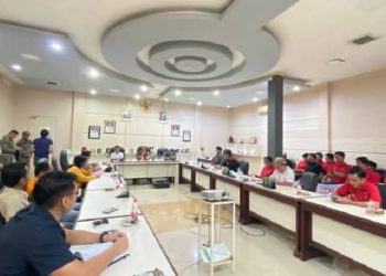 DPRD Kabupaten Luwu Timur menggelar RDP bersama Bapenda dan perwakilan perusahaan tambang, Senin (11/8/2025).
