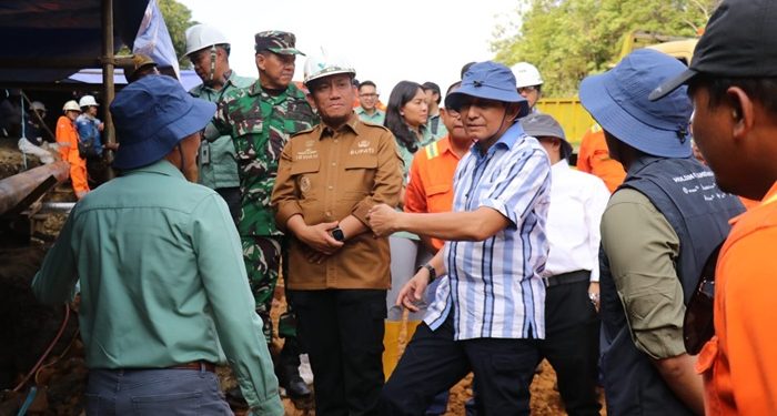 Bupati Luwu Timur dan Dirut MIND ID Tinjau Penanganan Kebocoran Pipa PT Vale di Towuti