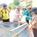 Cegah DBD, Pemkab Luwu Timur Lepas Ribuan Ikan Nila Pemangsa Jentik Nyamuk