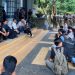 Aliansi Mahasiswa, Pemuda, dan Masyarakat Luwu Timur menggelar aksi damai di depan Gedung DPRD Luwu Timur, Senin (1/9/2025).
