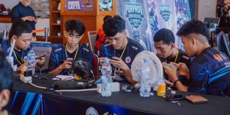 Atlet e-Sport Luwu Timur saat tampil pada babak kualifikasi Porprov Sulsel 2026 di Makassar, Sabtu (20/9/2025). (Foto: ESI LUTIM)