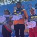 Nadia Chumaera Azzahra saat menerima medali juara Walikota Makassar Cup II, di Kolam Renang Unhas, 2 Oktober 2025.