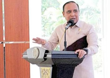 Ketua Pansus I DPRD Luwu Timur, Sarkawi A Hamid menyampaikan sambutan dalam kunjungan ke Perseroda Tunggang Parangan, Kutai Kartanegara, Jumat (24/10/2025).