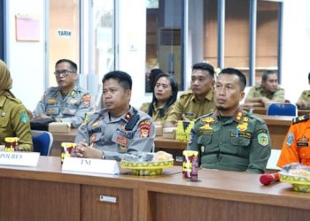 FGD sosialisasi layanan 112 di Aula Media Center Diskominfo-SP, Senin, 24 November 2025. Foto: Warta Lutim