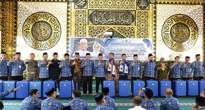 20 Pegawai Lutim Diberangkatkan Umroh sebagai Bentuk Apresiasi Kepatuhan Ibadah