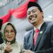 Anggota DPRD Luwu Timur, Bangkit Revormansyah Pratama bersama ibundanya yang juga Wakil Bupati Lutim, Puspawati Husler.