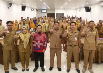 Sosialisasi Perpres 46/2025 dan E-Katalog versi 6 yang diadakan Dinas PUPR Lutim, di Aula Wisma Trans Malili, Selasa 25 November 2025. Foto: Warta Lutim