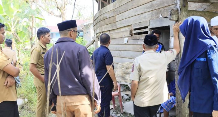 Bupati Luwu Timur Perintahkan Kades Data Rumah Tak Layak Huni di Kalaena