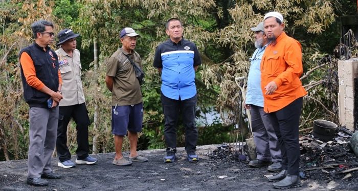 Bupati Luwu Timur Tinjau Korban Kebakaran di Wasuponda, Bantuan Perbaikan Rumah Segera Disalurkan