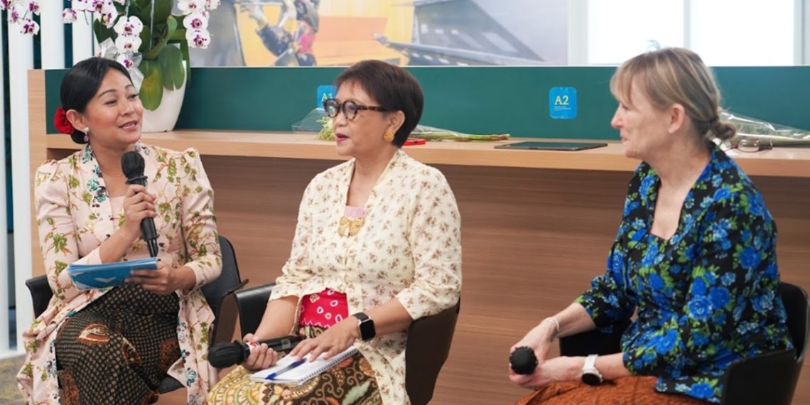 Head of Corporate Communications PT Vale Indonesia Tbk, Vanda Kusumaningrum (paling kiri). Foto: Tim Comms Vale