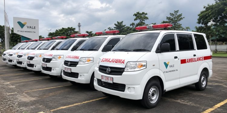 Ilustrasi jejeran ambulans program PPM PT Vale Indonesia Tbk.