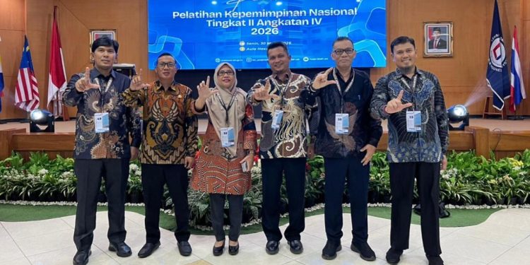 Para pejabat Pemkab Luwu Timur yang mengikuti PKN II di LAN Makassar. Foto: Kominfo-SP