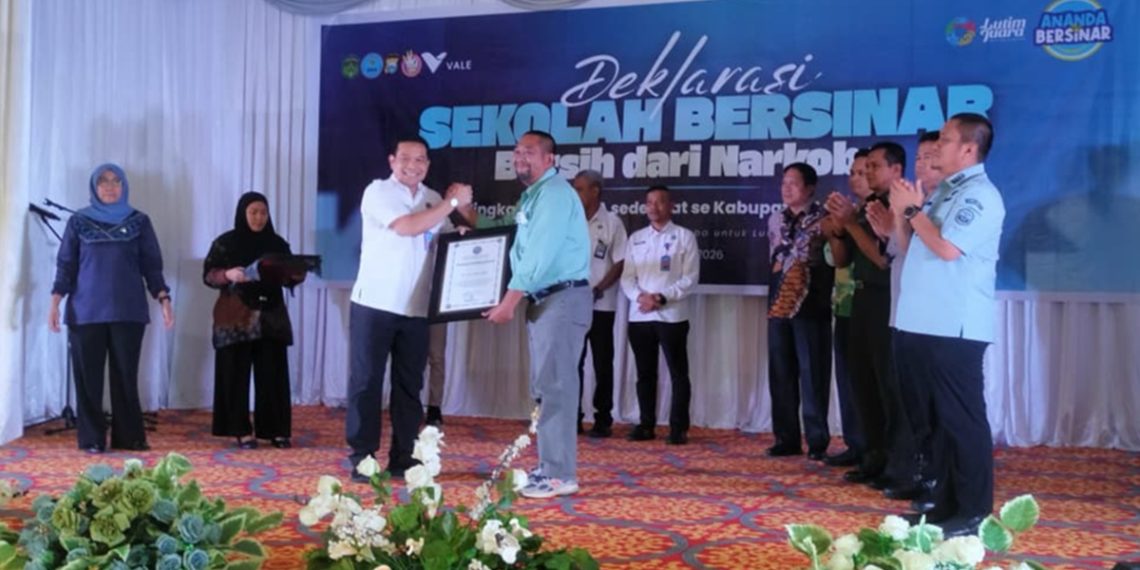 Deklarasi Sekolah Bersinar untuk memerangi narkoba di Aula Dinas Pendidikan Luwu Timur, Kamis (7/5/2026). Foto: Jaeja.id
