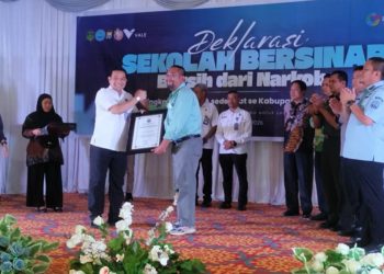 Deklarasi Sekolah Bersinar untuk memerangi narkoba di Aula Dinas Pendidikan Luwu Timur, Kamis (7/5/2026). Foto: Jaeja.id