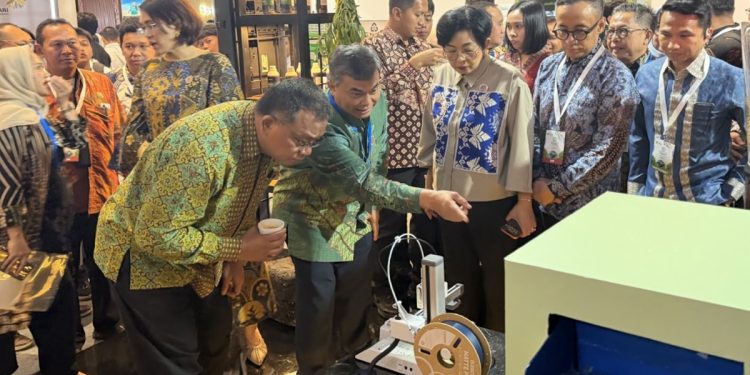 PT Vale Indonesia memamerkan praktik pengelolaan sampah berkelanjutan dari Sorowako dalam ajang Invirotech 2026 di Jakarta, 11 Juni 2026. Foto: Vale Comms Team