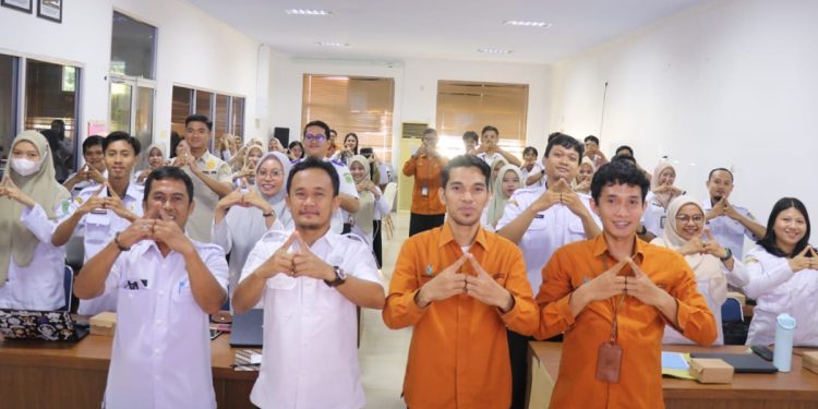 Dinas Kominfo-SP menggelar PSS dan EPSS bagi seluruh Agen Statistik Pemkab Lutim (OPD) di Media Center Diskominfo-SP, Rabu (13/05/2026). Foto: Kominfo sp
