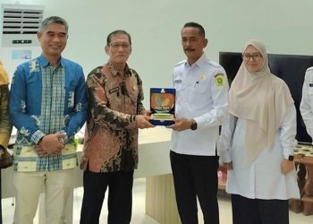Rombongan studi tiru Labkesmas Luwu Timur diterima Sekda Sinjai, Andi Jecrianto, Rabu (13/05/2026). Foto: Kominfo-SP