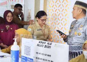 Bupati dan Wakil Bupati Luwu Timur, Irwan Bachri Syam-Puspawati Husler meninjau pelayanan di RSUD I Lagaligo, Woti, Senin (04/05/2026). Foto: kominfo-sp