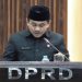 Juru bicara Fraksi PAN DPRD Luwu Timur, Muh. Rivaldi, menyampaikan pandangan akhir fraksi dalam rapat paripurna persetujuan Ranperda penyertaan modal Perumdam Waemami, Kamis (4/06/2026).