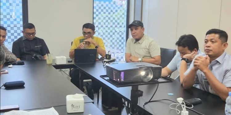Komisi II DPRD Luwu Timur menggelar Rapat Dengar Pendapat bersama penyalur dan distributor LPG 3 kilogram membahas solusi distribusi gas bersubsidi.