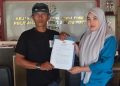 Koordinator Investigasi LSM Progres, Ahmad melaporkan mantan Bupati Luwu Timur, Budiman ke Kejari Luwu Timur terkait kasus Islamic Center, Rabu (16/09/2026). Foto: IST