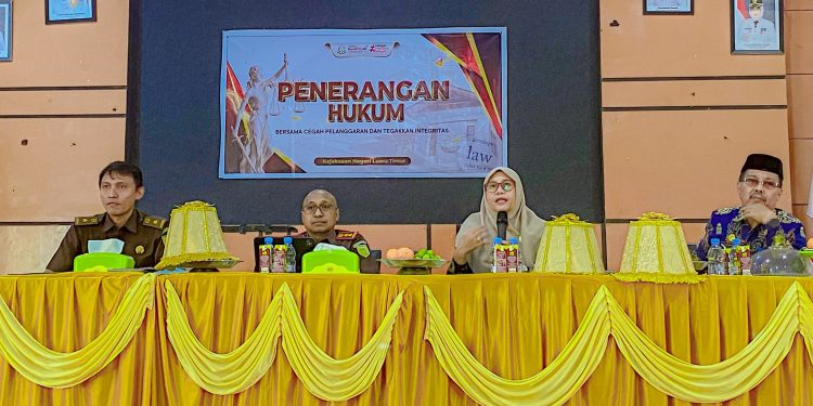Sosialisasi Revitalisasi Sekolah, Kajari Luwu Timur Ingatkan Kepala Sekolah Soal Akuntabilitas