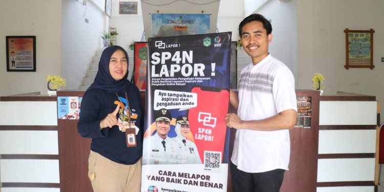 Perluas Akses Pengaduan, Diskominfo-SP Sebar Banner SP4N-LAPOR! ke Kecamatan dan Desa