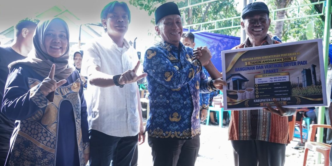 Bupati Irwan Serahkan Bantuan Alsintan Rp3,37 Miliar, Dorong Produktivitas Petani Luwu Timur