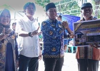 Bupati Irwan Serahkan Bantuan Alsintan Rp3,37 Miliar, Dorong Produktivitas Petani Luwu Timur