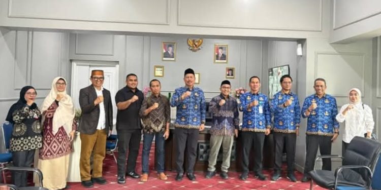 DPRD Lutim Dorong Fasilitas Madrasah Negeri dan Swasta Mendapat Dukungan Setara